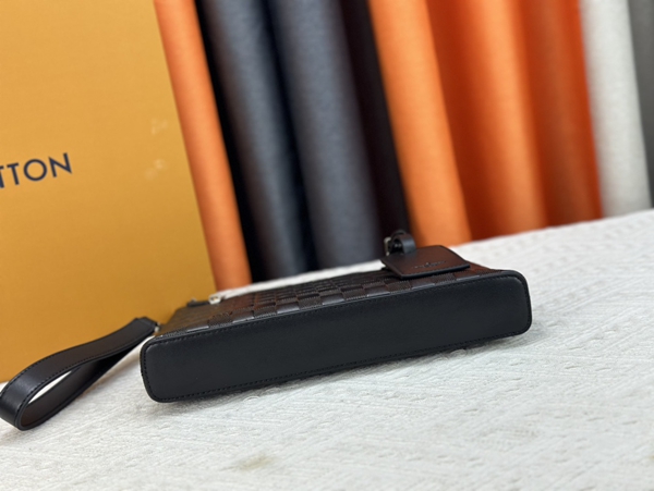 ルイヴィトンバッグ細部ディテール